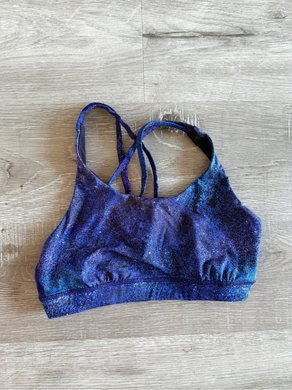 Lululemon Women’s Strappy Sports Bra in Deep Blue